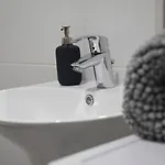 Luzzu - Family Friendly Maisonette 公寓 *